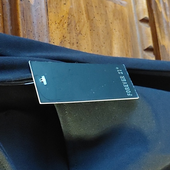 Nwt Women's Forever 21 Black Flare Leg Pants with Cut Outs - Picture 2 of 7